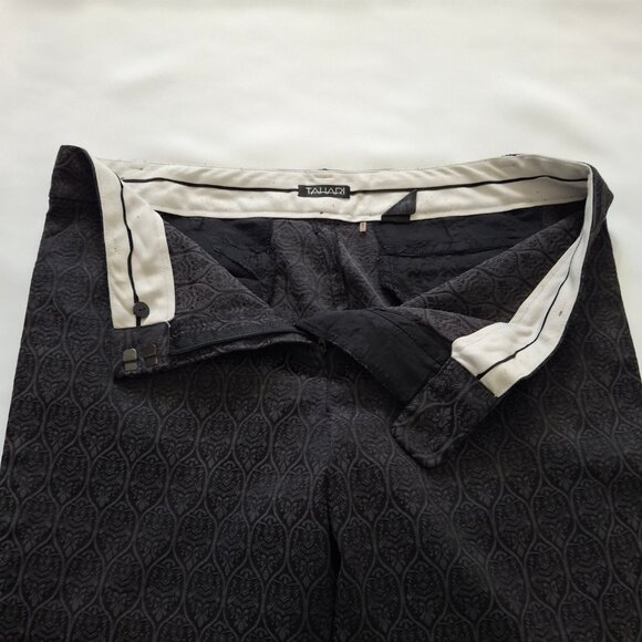 Tahari Faded Black Jaquard Bell Bottom Vintage Pants Sz M Peek A Boo Red Lining - Picture 14 of 14
